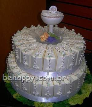 clique para ver sugestões de montagem das Caixinhas de bolo BeHappy para festas