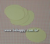 Cartãozinho Oval em papelão marfim  telado
		  <br>Pacote com 50 unidades